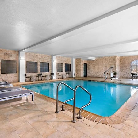 Spark By Hilton San Antonio Near Seaworld Eksteriør bilde