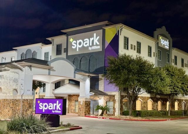 Spark By Hilton San Antonio Near Seaworld Eksteriør bilde